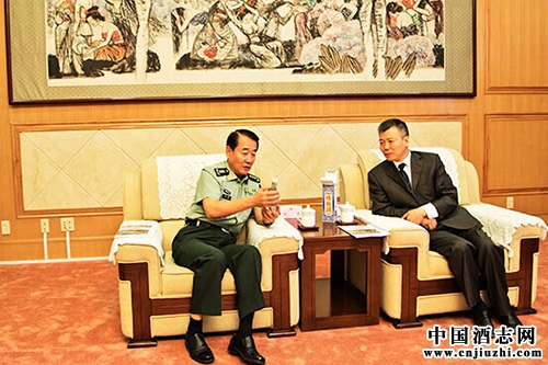 禮敬英雄 瀘州老窖走進中國人民解放軍總后勤部