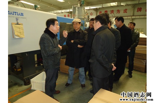 市長段志強視察隆鑫包裝公司