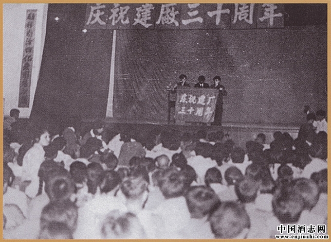 1982cףZҺIS30