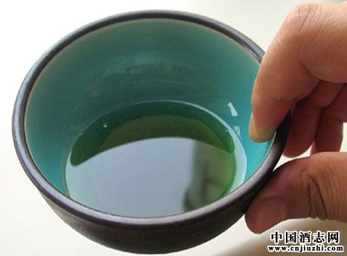 酒文化知識:如何通過香味識別酒的香型