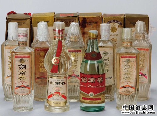 老酒收藏投資的較高利潤引來大批收藏者