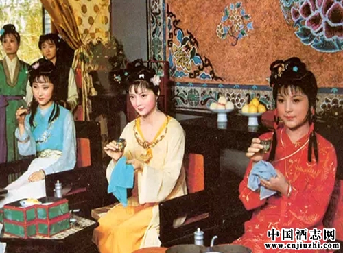 中國四大名著之一《紅樓夢》中的酒文化