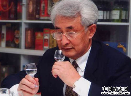 茅臺品酒師經(jīng)驗(yàn)總結(jié) 茅臺酒“品酒三式”