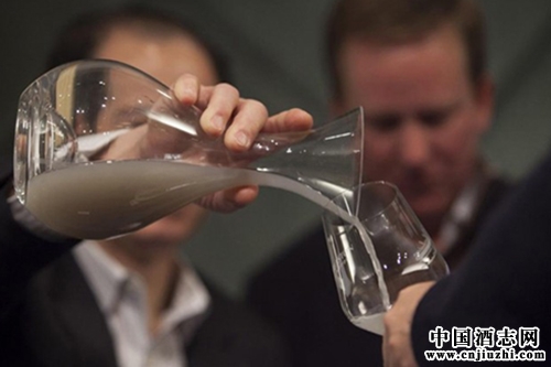 品鑒結果表明:150歲沉船葡萄酒令人失望