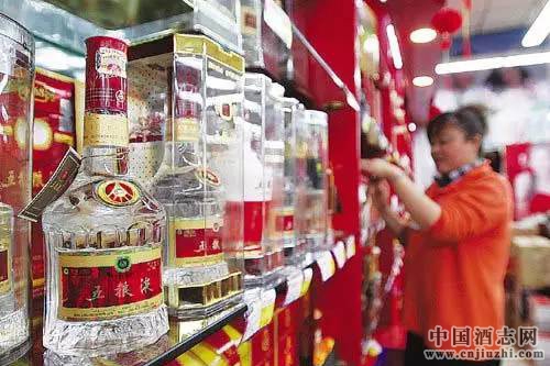 五糧液業績滑坡將清理千余子品牌