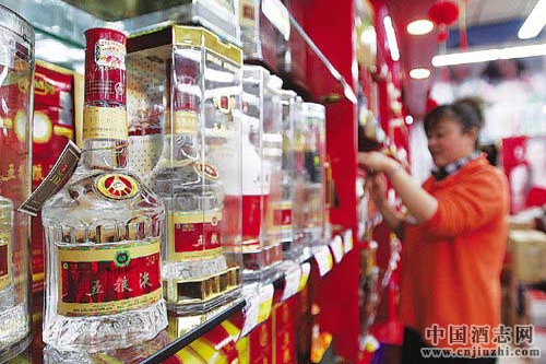 高端白酒接連提價,白酒業觸底反彈?