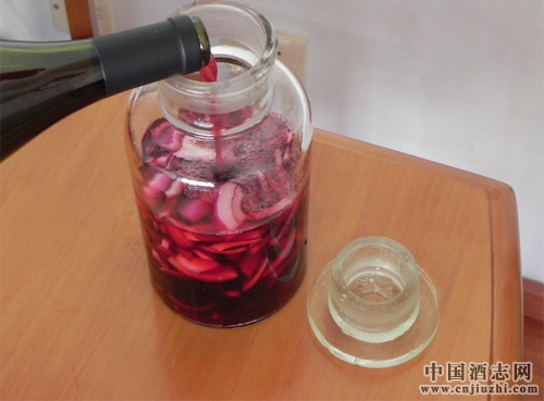 紅酒泡洋蔥有無副作用?紅酒泡洋蔥的功效