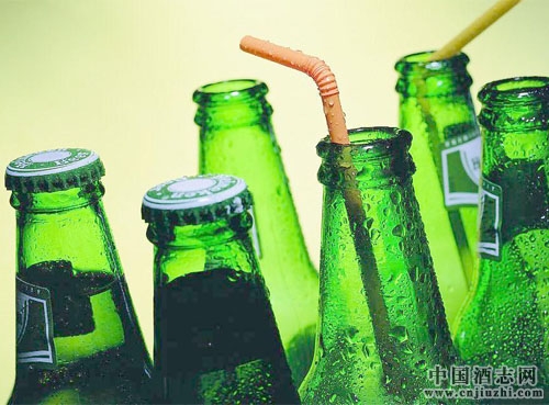 啤酒瓶為什么大部分都用綠色?有什么說法?