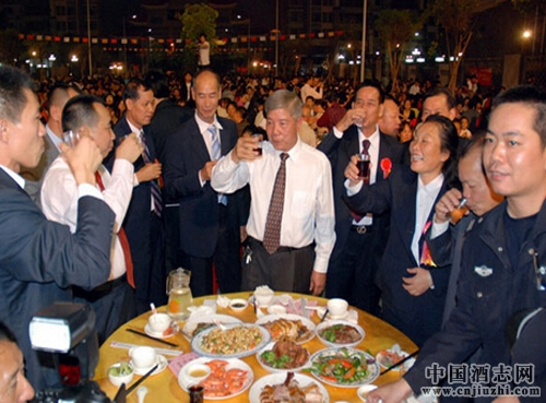 為什么生意一定要在酒桌上談?
