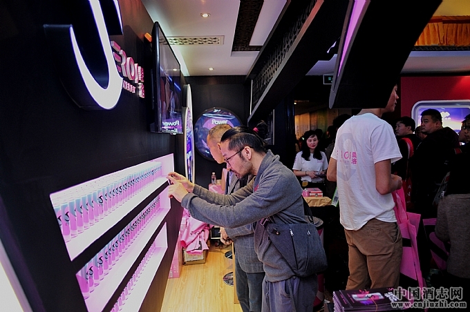 TAO_9042_meitu_2.jpg