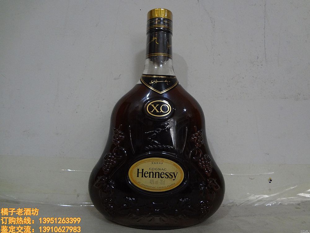 700ml ܎ԊXO һƿ^